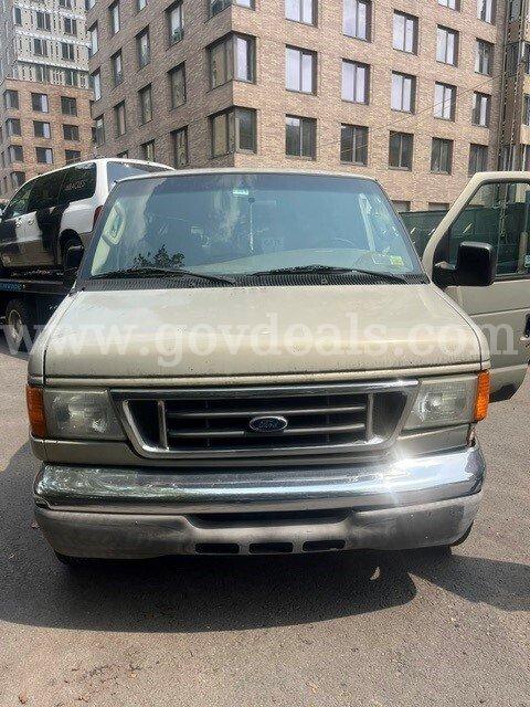 2004 Ford Econoline