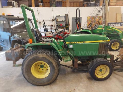 1997 John Deere 770 Diesel Tractor
