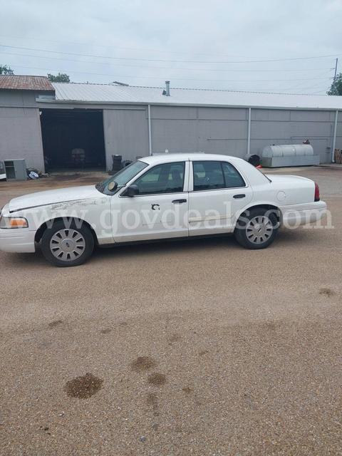 2010 Ford Crown Victoria