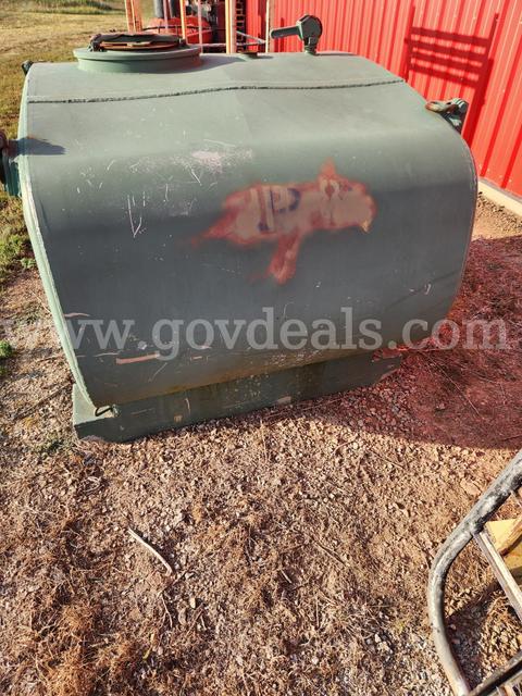 600 gallon tank