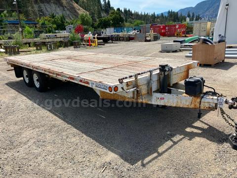 1998 Goertzen Flatbed Trailer