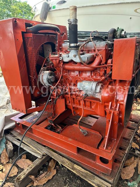 Motor Isuzu C240