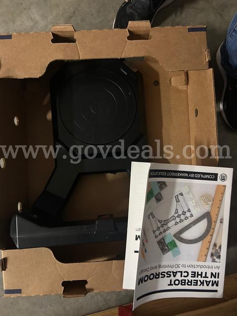 3D PRINTER W/SCANNER