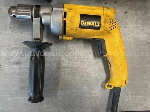 DeWalt DW235G Drill