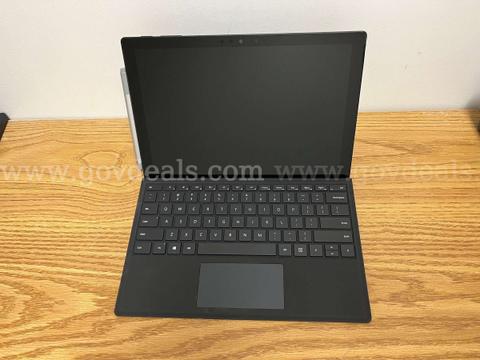 IT - Lot #652 - Lot of 1 - Surface Pro 7+