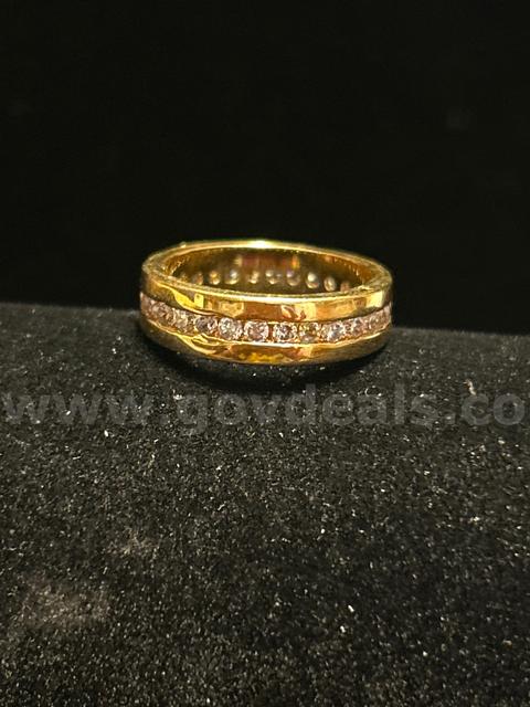 Beautiful, Size 7.5  24k Gold, CZ, Infinity Wedding Band. FREE SHIPPING W/BUY IT NOW!!