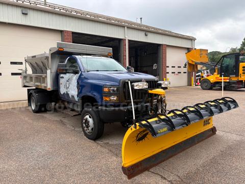 2020 International CV515 Dump w/ Spreader & Snow Plow ***LOW MILES**