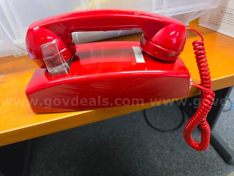 IT - Lot #659 - Cortelco Red Analogue Phone