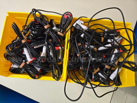 IT - Lot #669 - Lot of 6FT HDMI to DVI Cables