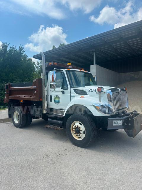 2008 INTERNATIONAL 7400 DUMP TRUCK