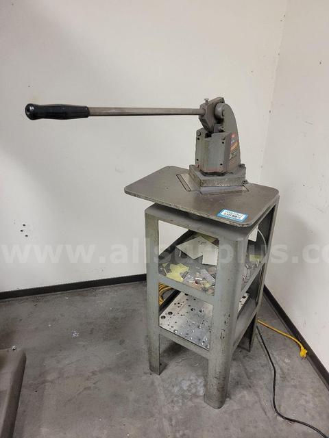 5ea Pedestal Shop Tools