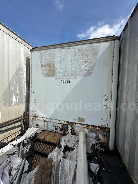 40 ft Trailer (ITEM 3)
