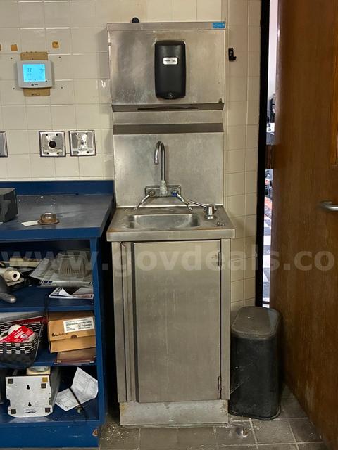 Free Standing Hand Sink