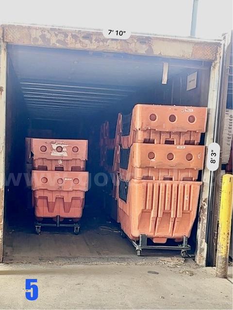 40 ft Trailer (ITEM 5)