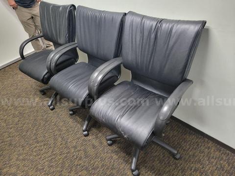 10ea Simulated Leather 5-caster Office Chairs - government surplus lot currently bid at $1 in Van Nuys, CA
