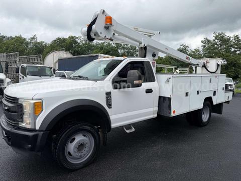 2017 FORD F450 AERIAL BUCKET TRUCK