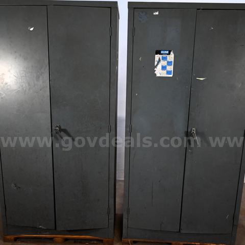 Lot of (2) Storage cabinets (18" x 36" x 74")