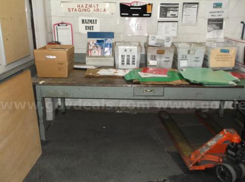 Metal Table and sorting case - Hurst, Tx