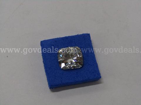 2.55 carat Square Cushion Brilliant Lab Grown Diamond IGI Certified