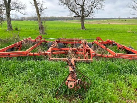 Case IH 3900 25’ Harrow Disk
