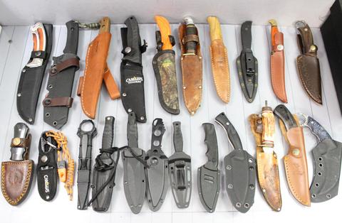 Approximately 8 lbs. of Assorted Fixed Blade Knives, #35581