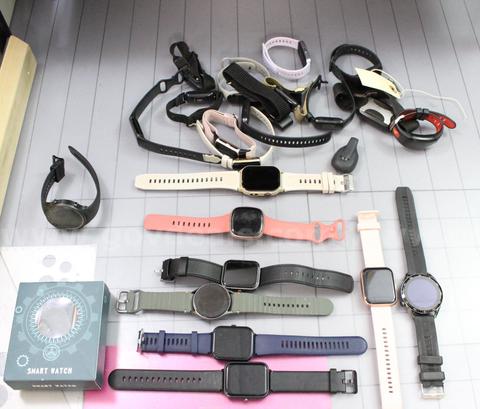 Approximately 2 lbs. of Electronics/Fitbit/Access./etc., #35504