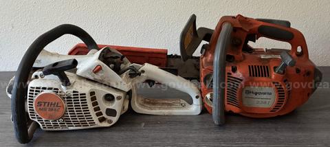 2 CHAINSAWS