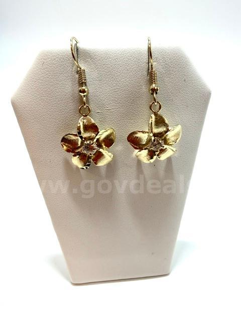 Beautiful, Real 24k Gold Plated, CZ Hawaiian Flower Earrings