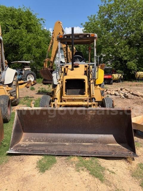 1998 Ford Tractor Loader w/ Backhoe