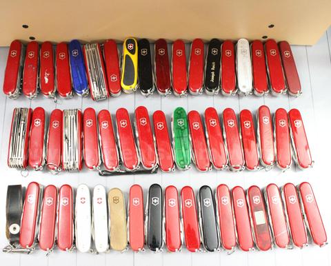 Approximately 10 lbs. Assorted Victorinox/Swiss Army Knives, #35304