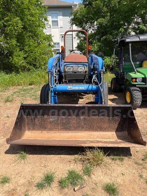 2007 New Holland 2WD Tractor with 72” loader bucket