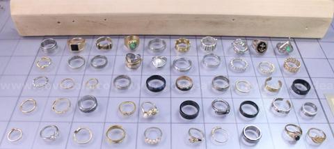 Approximately 1 lb. of Assorted Rings, #35390