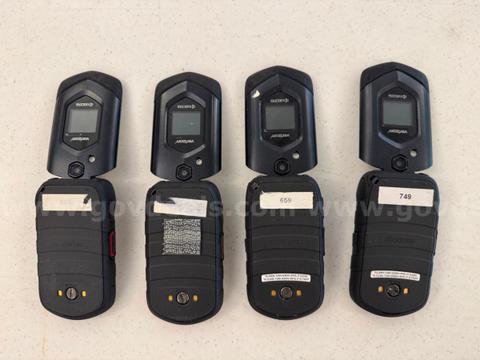 Lot of (4) Kyocera Flip Phones