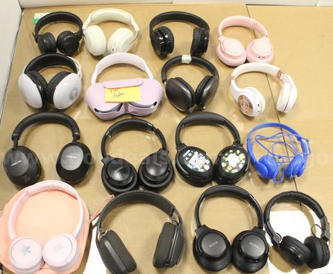 Approximately 8 lbs. of Assorted Electronics/Headphones, #35789