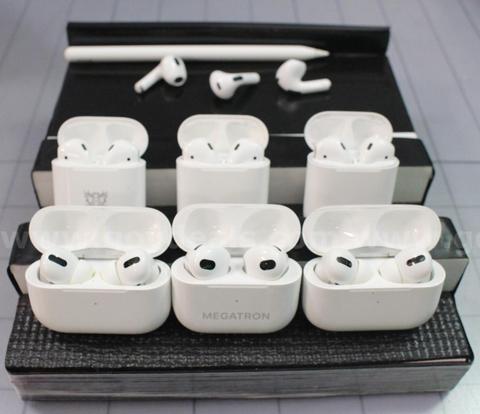 (6) Sets of Apple Air Pods/etc., Approximately 1 lb., #35541
