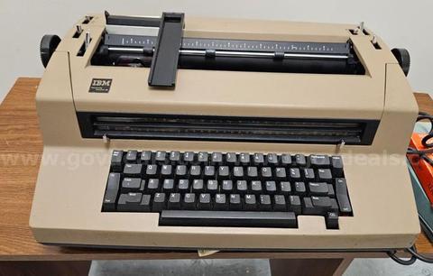 IBM Electric typewriter