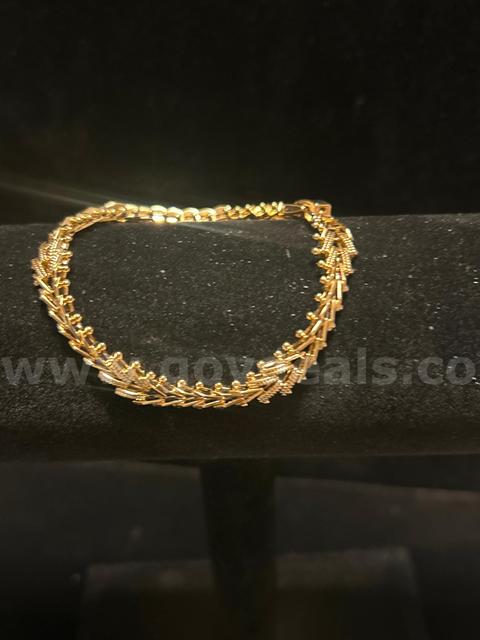 Beautiful, Ladies, 24k Gold, 7 Inch, Arrow-Link Bracelet Read ⬇️