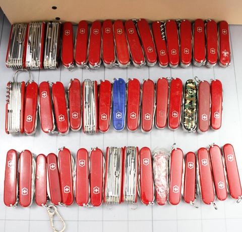 Approximately 10 lbs. Assorted Victorinox/Swiss Army  Knives, #35603