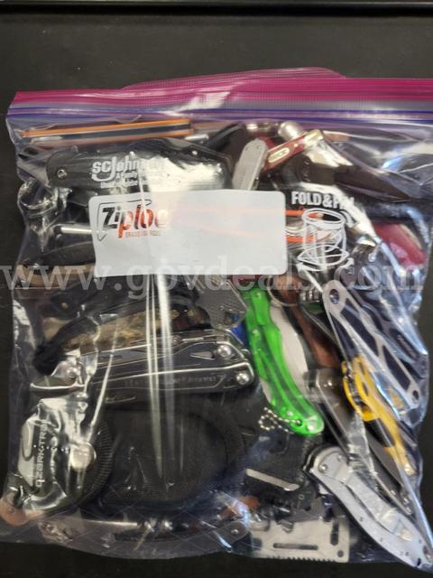 Bag of miscellaneous Knives & Multi-Tools