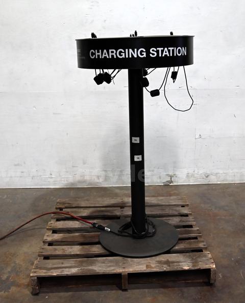ChargeTech Power Table Charging Station