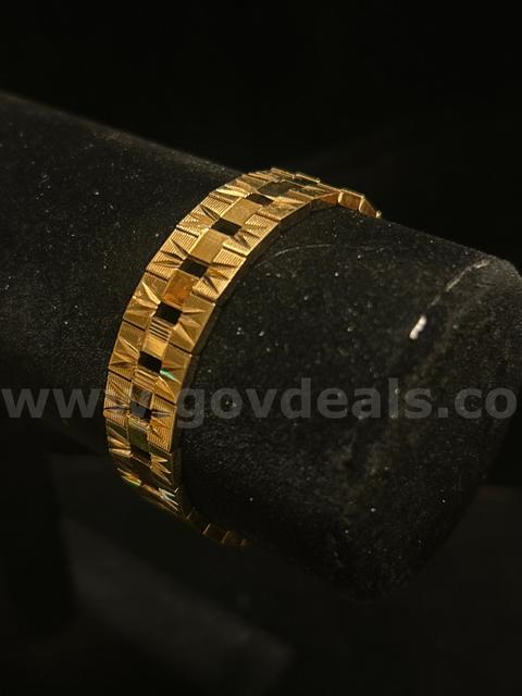 24k Gold, 7 Inch, Starburst Link Bracelet Read ⬇️