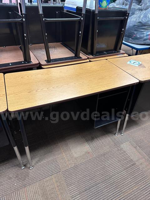 Student Desks - Executive