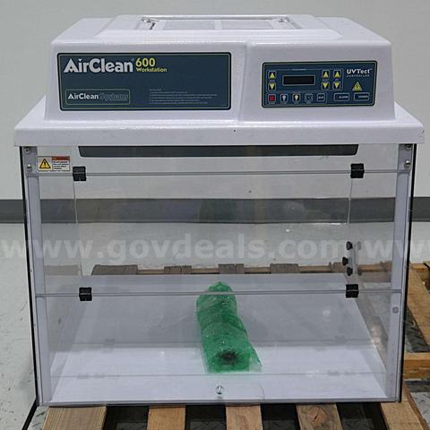 AirClean 600 PCR Workstation AC632LFUVC Laminar Flow Hood UV Light