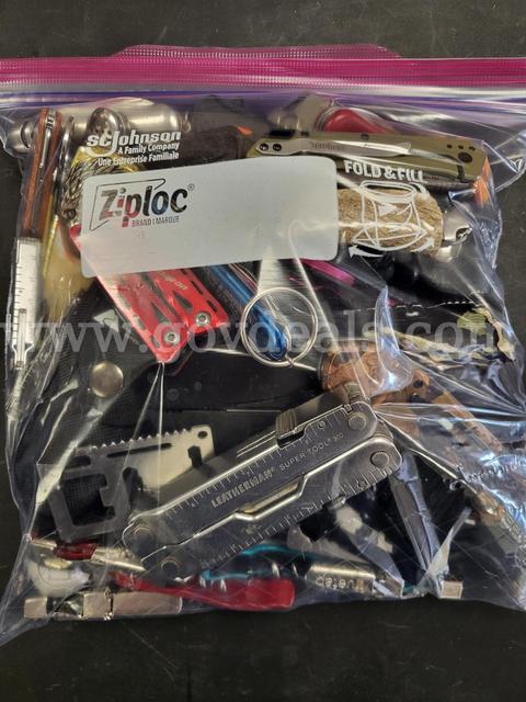 Bag of miscellaneous Knives & Multi-Tools