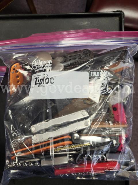 Bag of miscellaneous Knives & Multi-Tools