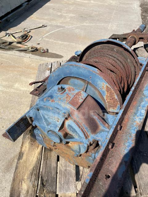 Braden Truck Winch, PTO Type Input