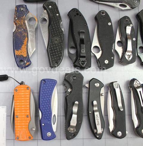 Approximately 6 lbs. of Assorted BRAND-NAME Knives, #35494