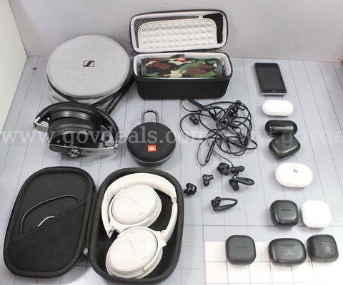 Approximately 6 lbs. of Brand-name Electronics, #35862