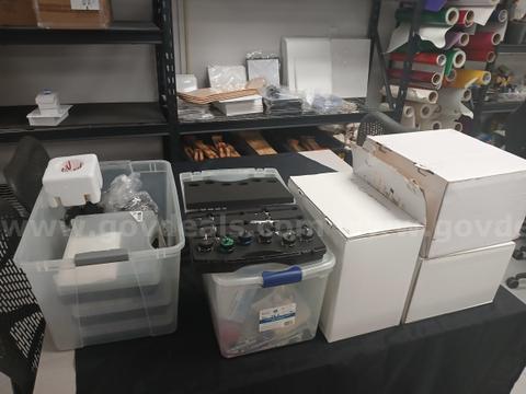 3 Air Brush Face Painting gun kits, 2 Air Compressors