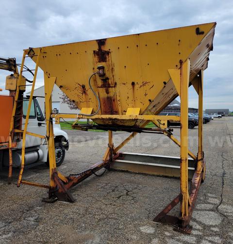Salt Hopper